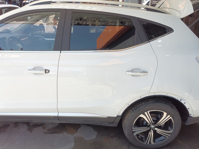 Recambio de puerta trasera izquierda para mg zs comfort referencia OEM IAM   