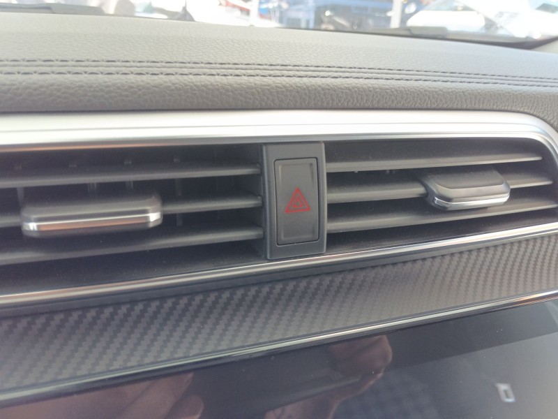 Recambio de warning para mg zs comfort referencia OEM IAM   