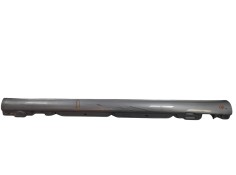 ESTRIBO LATERAL A2056907102 