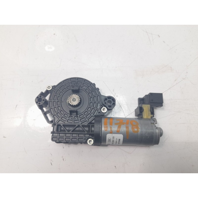 Recambio de motor techo electrico para mercedes-benz clase c (w205) lim. c 200 (205.077) referencia OEM IAM 390200122  