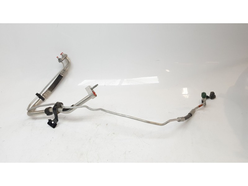 Recambio de tubos aire acondicionado para ford focus 1.0 ecoboost cat referencia OEM IAM JX6119A834ND  