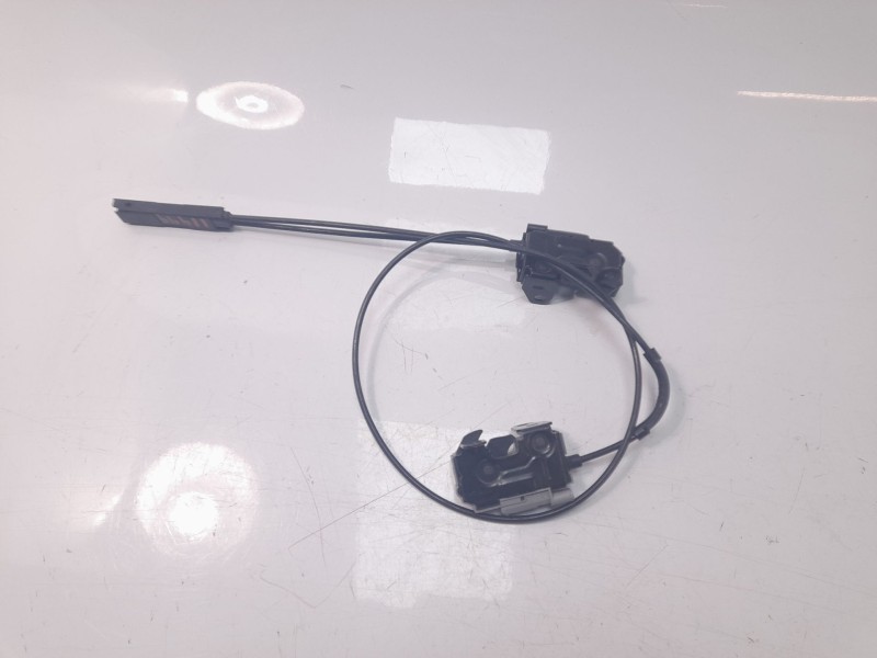 Recambio de cerradura capo para mercedes-benz clase c (w205) familiar 2.1 cdi cat referencia OEM IAM A2048800260  