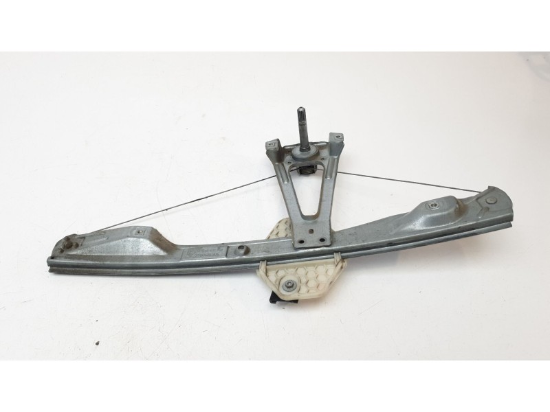 Recambio de elevalunas trasero derecho para renault clio ii (bb_, cb_) 1.2 16v (bb05, bb0w, bb11, bb27, bb2t, bb2u, bb2v, cb05,.