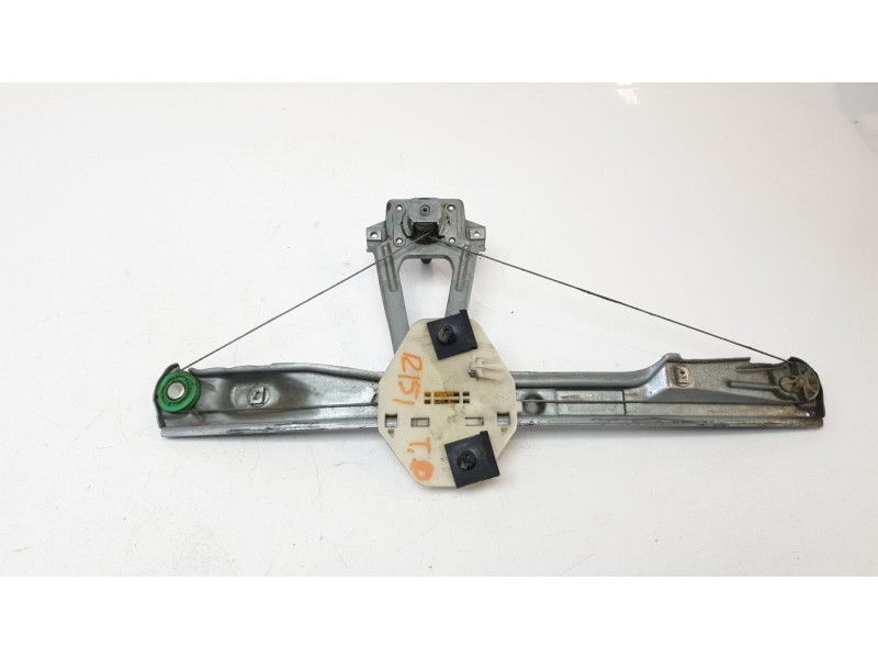 Recambio de elevalunas trasero derecho para renault clio ii (bb_, cb_) 1.2 16v (bb05, bb0w, bb11, bb27, bb2t, bb2u, bb2v, cb05,.