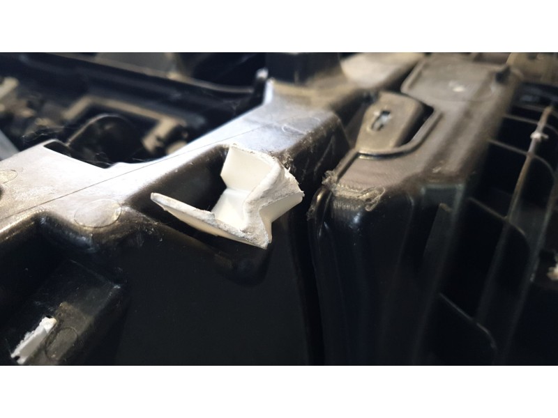 Recambio de kit airbag para mercedes-benz clase c (w205) familiar 2.1 cdi cat referencia OEM IAM 20568037LGJ  