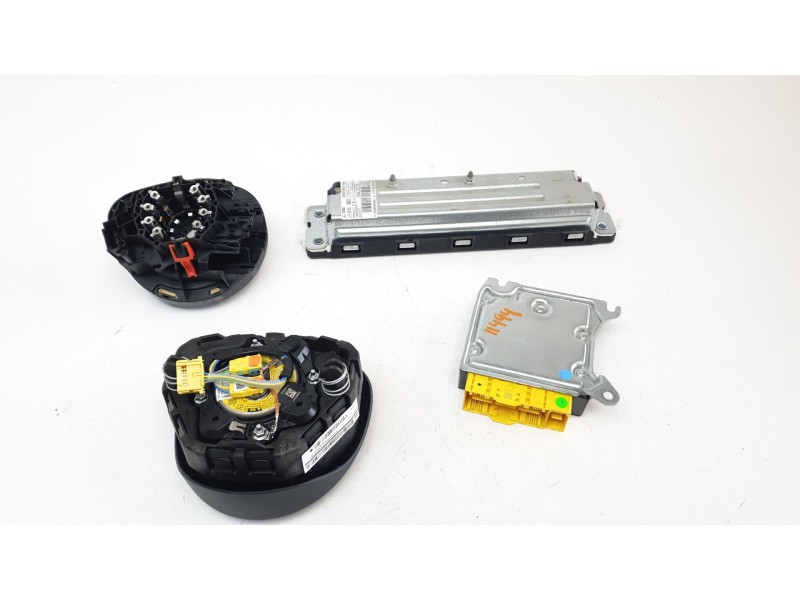 Recambio de kit airbag para mercedes-benz clase c (w205) familiar 2.1 cdi cat referencia OEM IAM 20568037LGJ  