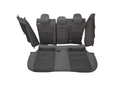 Recambio de asientos traseros para lexus xe2 is300h referencia OEM IAM 7150353060  