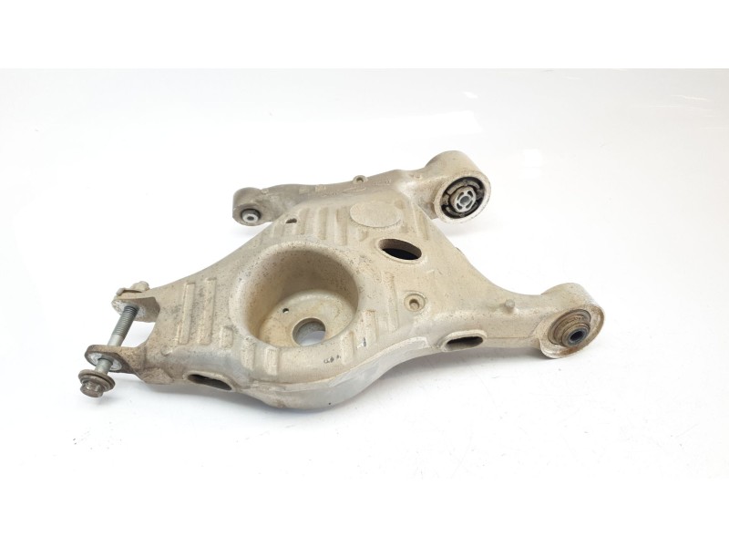 Recambio de brazo suspension trasero derecho para land rover discovery sport pure referencia OEM IAM FK725B530AE  