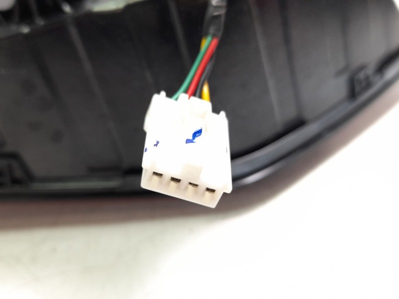 Recambio de piloto trasero derecho interior para mg mg zs suv 1.5 vti referencia OEM IAM 10571684  