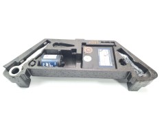 Recambio de herramientas para volvo xc 40 essential 2wd referencia OEM IAM 31680604  