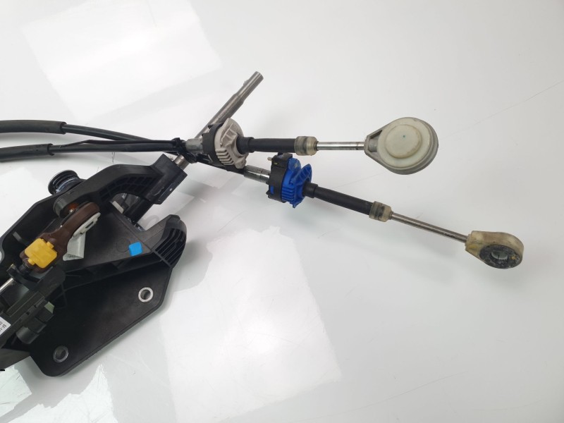 Recambio de palanca cambio para fiat panda (319) base (2020) referencia OEM IAM 55251611  