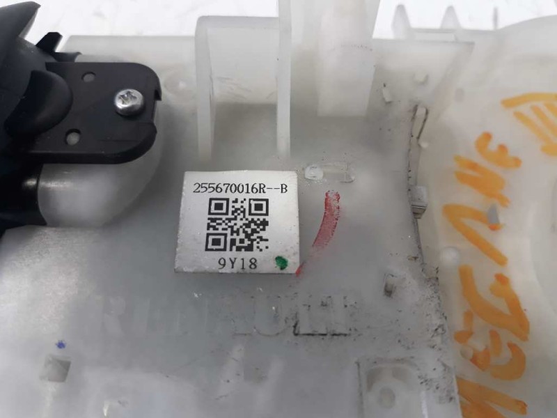 Recambio de mando multifuncion para renault megane iii berlina 5 p dynamique referencia OEM IAM 255670016R  