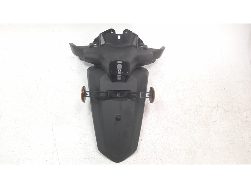 Recambio de portamatriculas para yamaha tricity 300 referencia OEM IAM BX9F843J00P0  