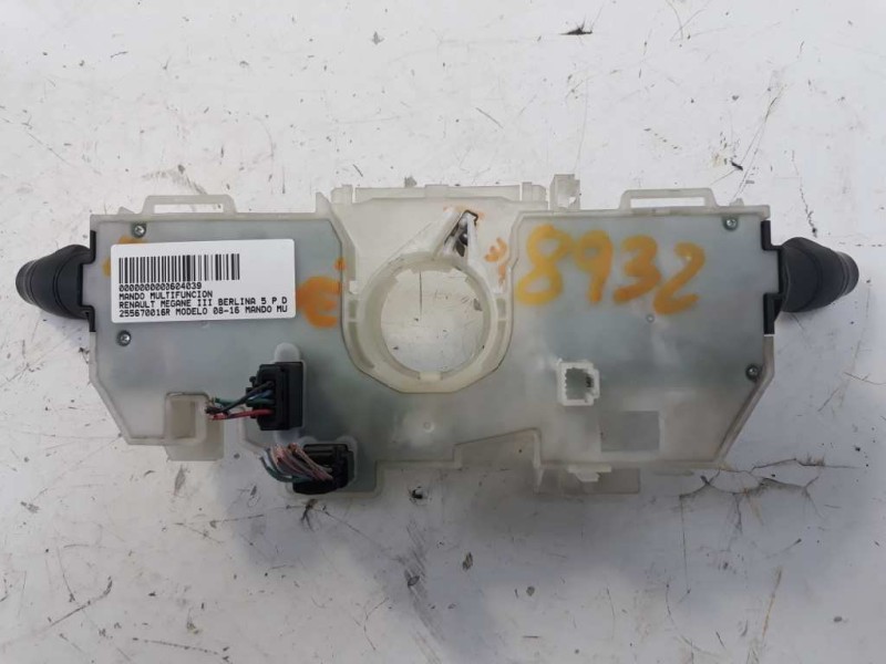 Recambio de mando multifuncion para renault megane iii berlina 5 p dynamique referencia OEM IAM 255670016R  