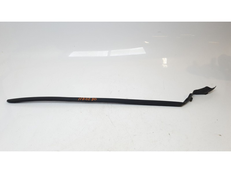 Recambio de moldura para ford focus 1.0 ecoboost cat referencia OEM IAM   