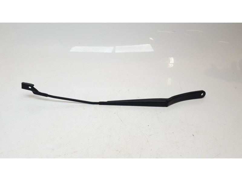 Recambio de brazo limpia delantero derecho para ford focus 1.0 ecoboost cat referencia OEM IAM JX7B17526AB  