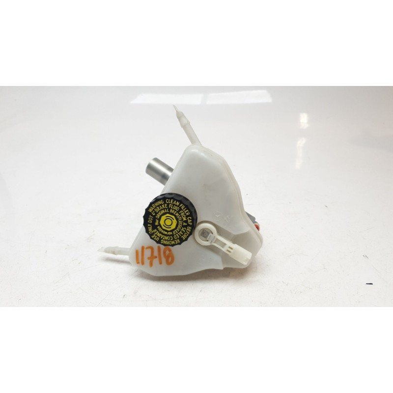 Recambio de bomba freno para mercedes-benz clase c (w205) lim. c 200 (205.077) referencia OEM IAM A2054300002  