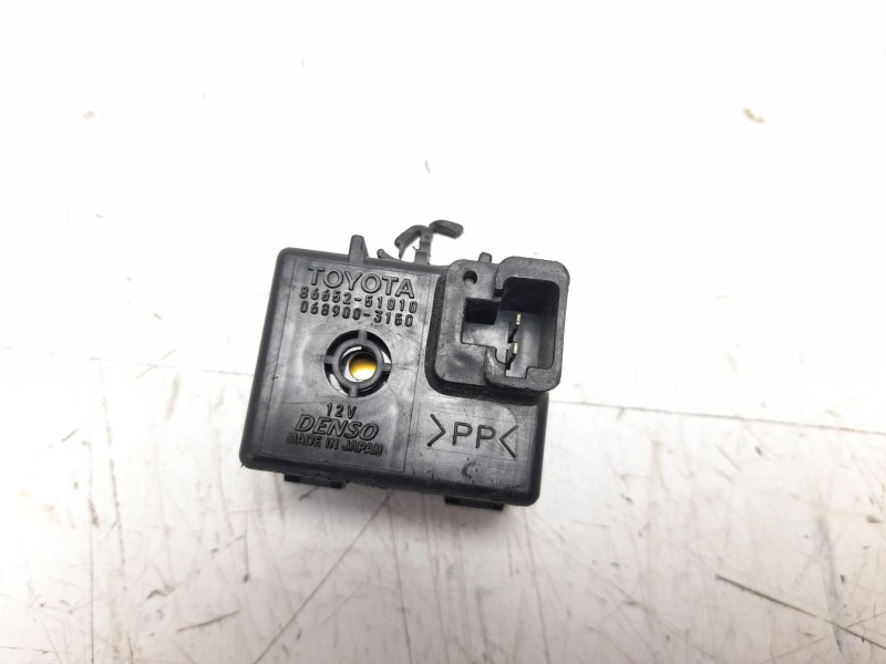 Recambio de modulo electronico para toyota land cruiser (j12) 3.0 turbodiesel referencia OEM IAM 8665251010 689003150 