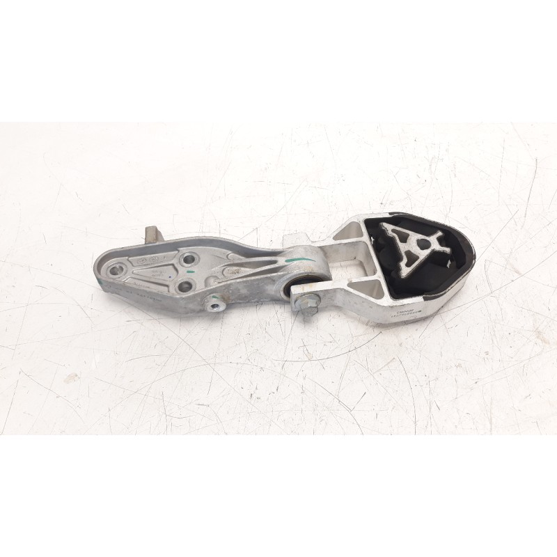 Recambio de soporte motor trasero para volvo xc 40 2.0 diesel cat referencia OEM IAM 8889508719 8888960949 