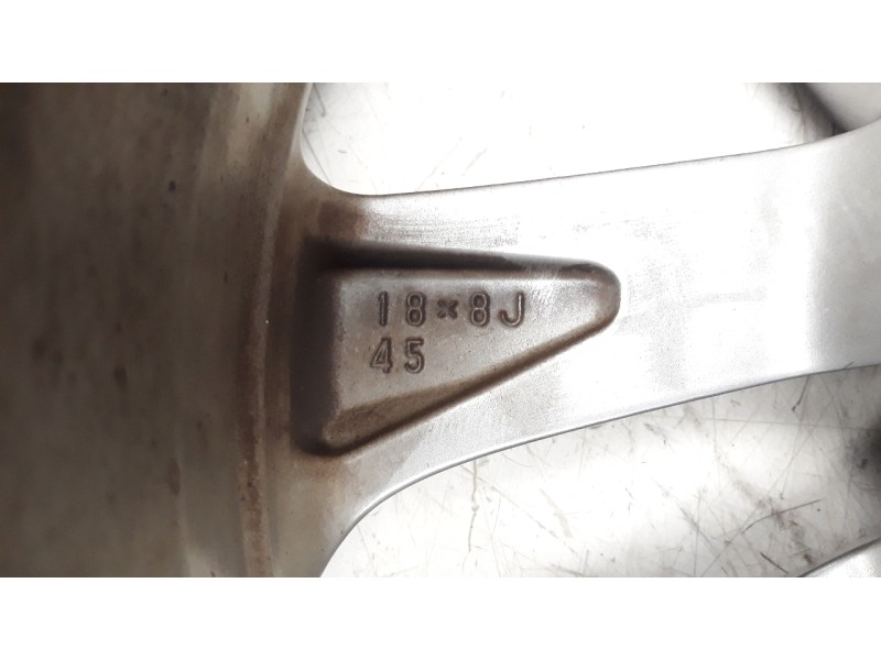 Recambio de llanta para lexus rc referencia OEM IAM 4261124810  