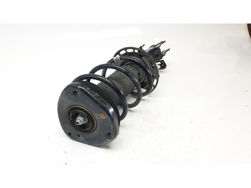 Recambio de amortiguador delantero izquierdo para ford focus 1.0 ecoboost cat referencia OEM IAM JX6118K001EAG  