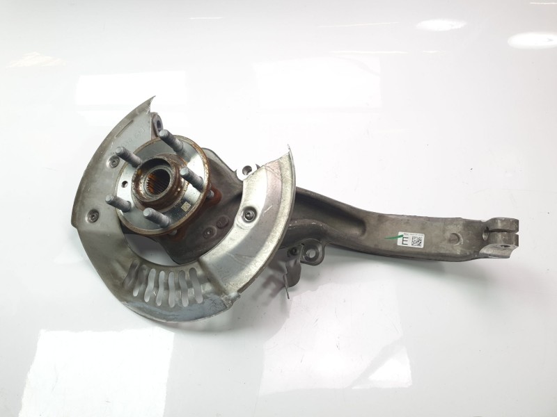 Recambio de mangueta delantera derecha para jaguar f-pace (x761) 2.0 sd4 awd referencia OEM IAM HK833K185BC  