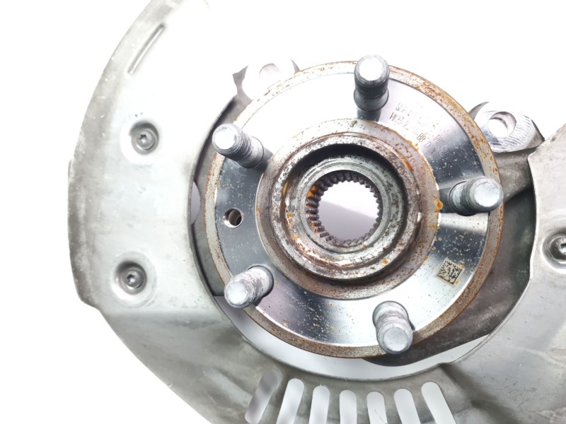 Recambio de mangueta delantera derecha para jaguar f-pace (x761) 2.0 sd4 awd referencia OEM IAM HK833K185BC  