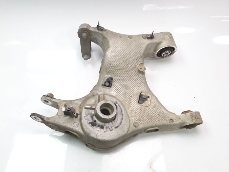 Recambio de brazo suspension trasero izquierdo para land rover discovery sport pure referencia OEM IAM FK725B531AE  