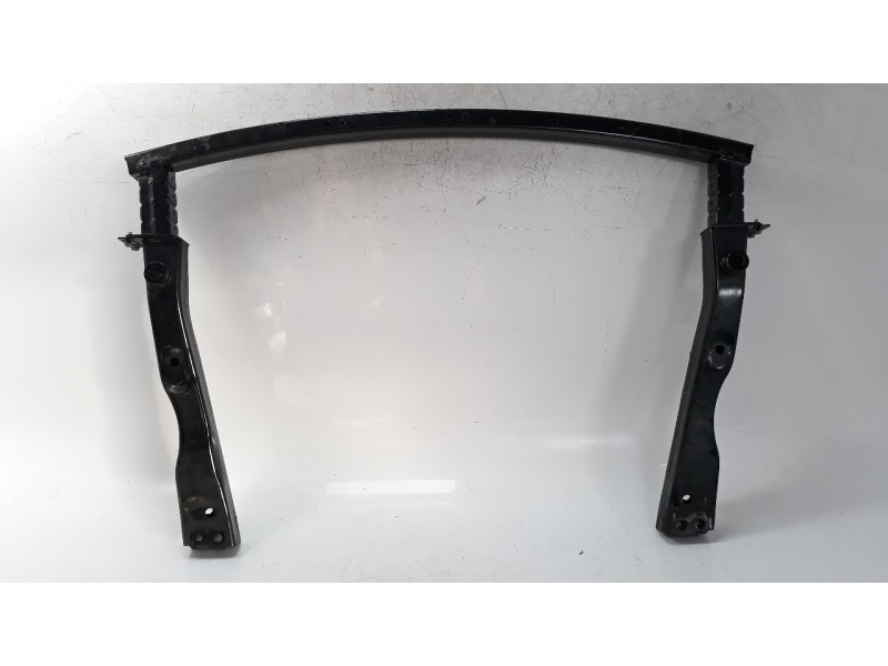 Recambio de refuerzo paragolpes delantero para nissan qashqai (j11) 1.2 16v cat referencia OEM IAM 620304EA0C  