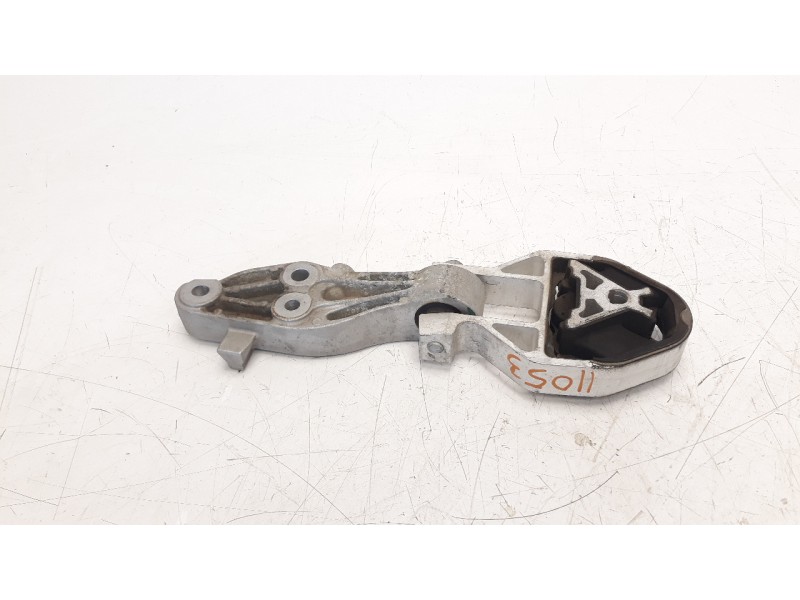 Recambio de soporte motor trasero para volvo xc 40 2.0 diesel cat referencia OEM IAM 8889508719 8888960949 