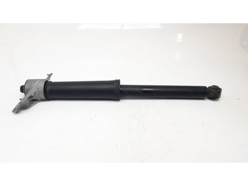 Recambio de amortiguador trasero izquierdo para volvo xc 40 essential 2wd referencia OEM IAM 32221533  
