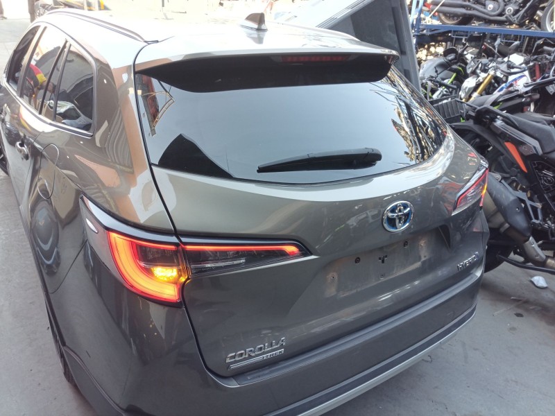 Recambio de brazo limpia trasero para toyota corolla station wagon (_e21_) 2.0 hybrid (mzeh12) referencia OEM IAM   