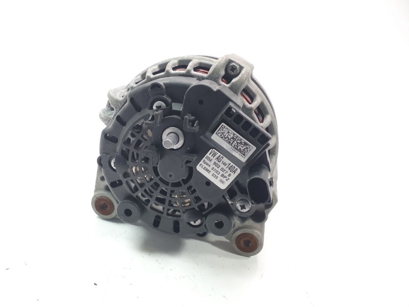 Recambio de alternador para volkswagen polo vi (ae1) life referencia OEM IAM 05E903027B ALF501551HQ 