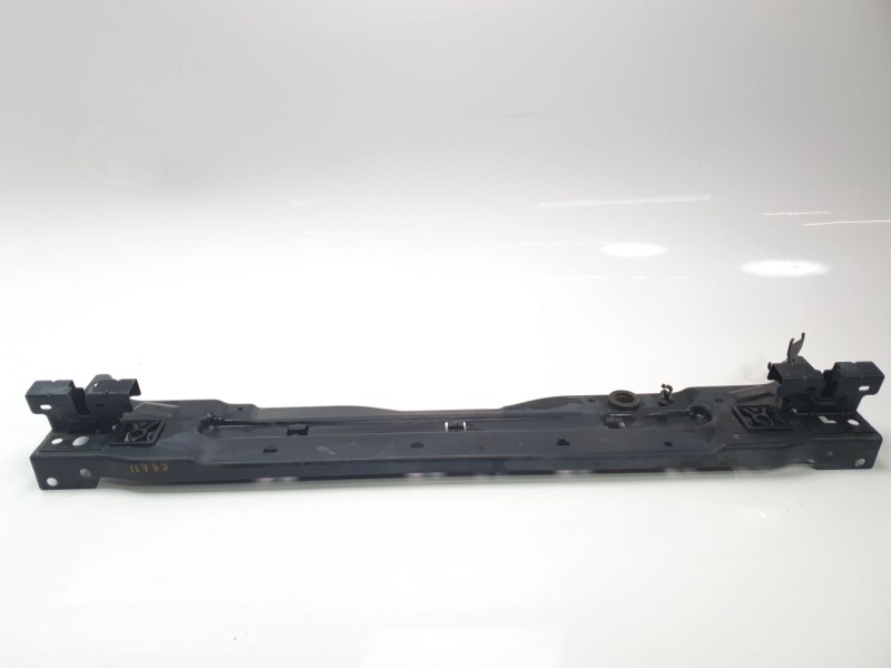 Recambio de travesaño superior para volvo xc 40 essential 2wd referencia OEM IAM 32234760  