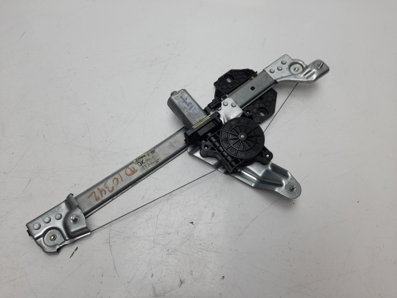 Recambio de elevalunas trasero derecho para dacia sandero 1.5 dci diesel fap cat referencia OEM IAM 827206057R  