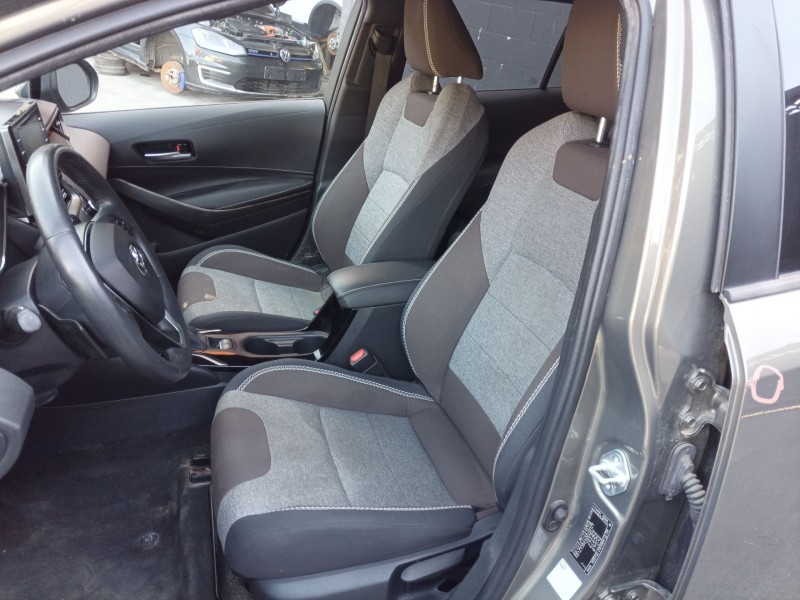 toyota corolla station wagon (_e21_) del año 2020