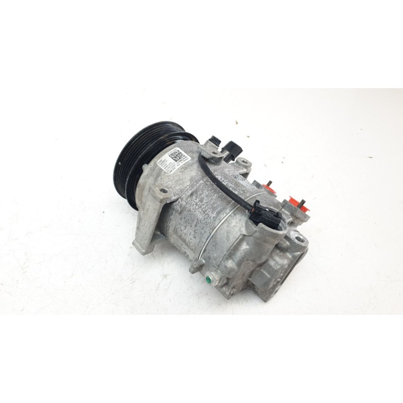 Recambio de compresor aire acondicionado para hyundai i20 iii (bc3, bi3) 1.6 t-gdi referencia OEM IAM 97701CO000  