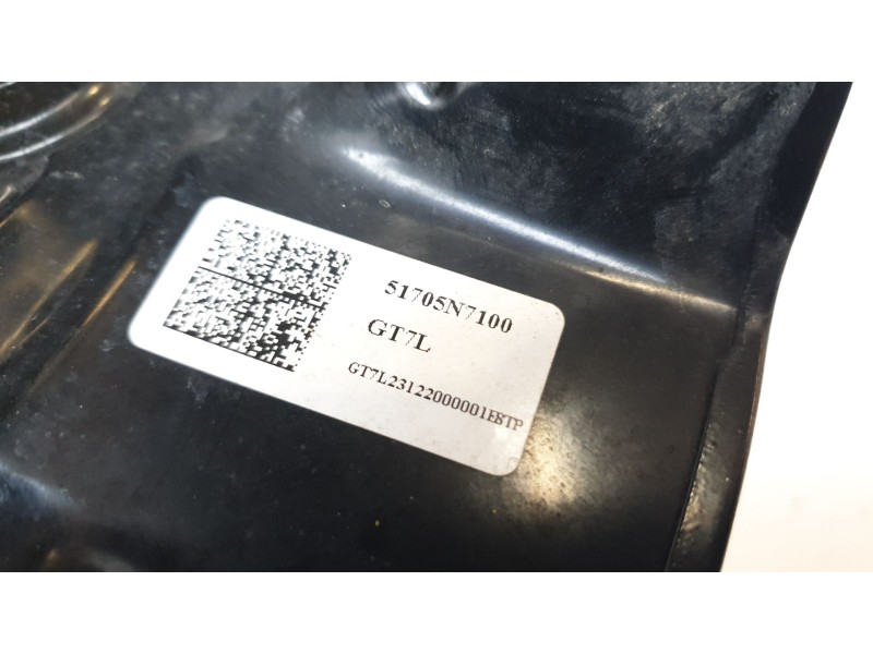 Recambio de mangueta delantera izquierda para kia sportage (nq5) concept referencia OEM IAM 51705N7100  