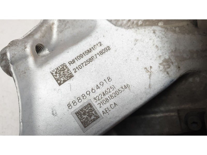 Recambio de mangueta trasera izquierda para volvo xc 40 essential 2wd referencia OEM IAM 32246251  