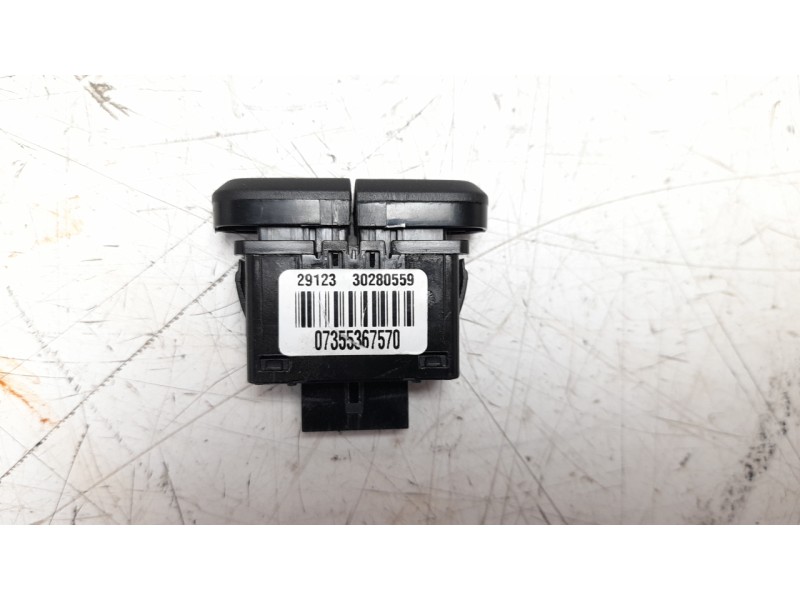 Recambio de interruptor para fiat panda (319) base (2020) referencia OEM IAM 7355367570  