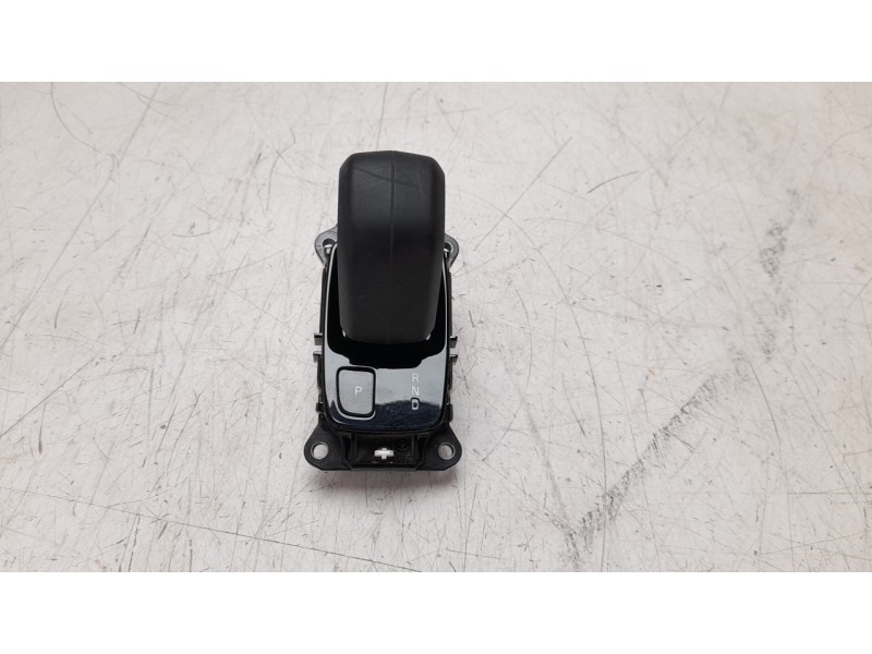 Recambio de palanca cambio para volvo xc 40 essential 2wd referencia OEM IAM P32335116  