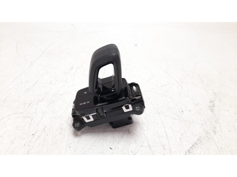 Recambio de palanca cambio para volvo xc 40 essential 2wd referencia OEM IAM P32335116  