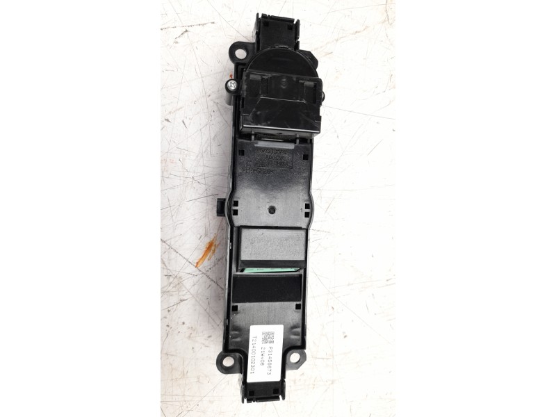 Recambio de warning para volvo xc 40 essential 2wd referencia OEM IAM P31456673  