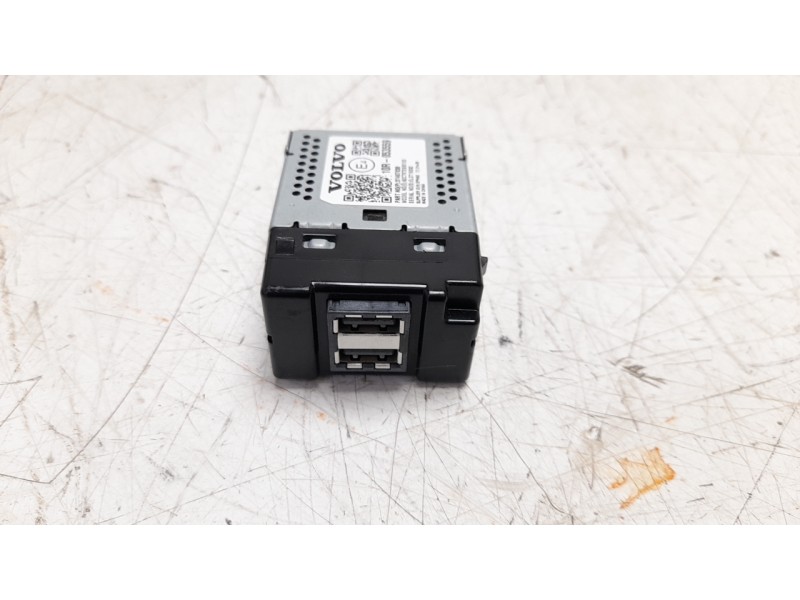 Recambio de modulo electronico para volvo xc 40 essential 2wd referencia OEM IAM 10R053559  
