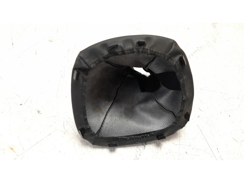 Recambio de guarnecidos palanca cambio para fiat panda (319) base (2020) referencia OEM IAM 142103122  