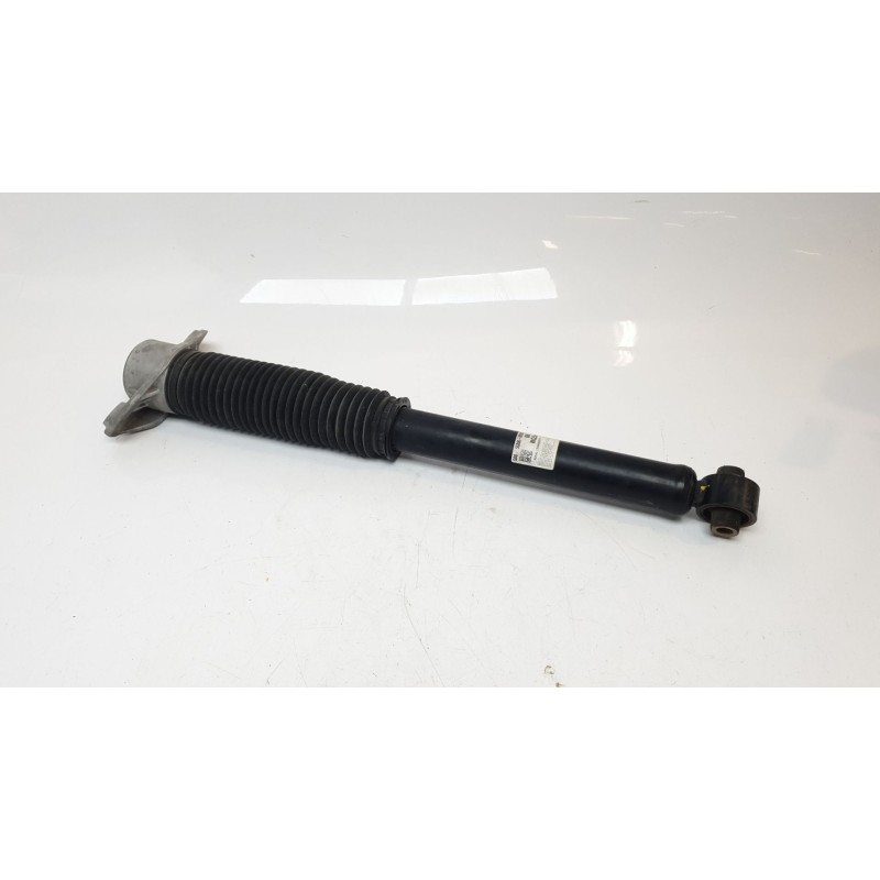 Recambio de amortiguador trasero derecho para hyundai tucson (nx) maxx silver 2wd referencia OEM IAM 55300R2000  