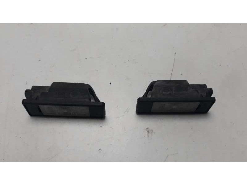 Recambio de piloto matricula para nissan pathfinder (r51) 2.5 dci le referencia OEM IAM   