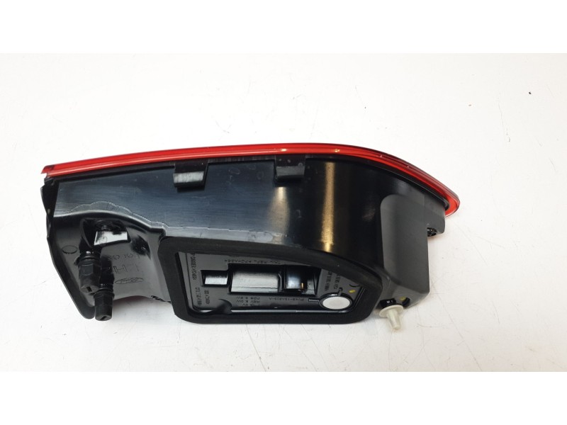 Recambio de piloto trasero izquierdo interior para ford kuga iii (dfk) 1.5 ecoboost referencia OEM IAM PV4B13A603AD  