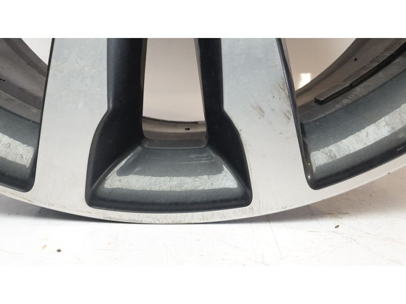 Recambio de llanta para jaguar f-pace (x761) 2.0 sd4 awd referencia OEM IAM HK8M1007GA  