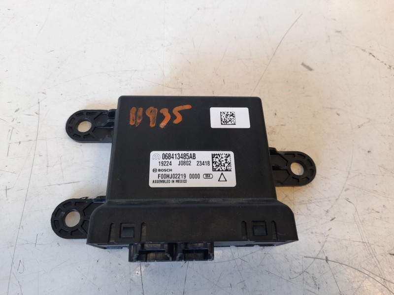 Recambio de modulo electronico para jeep compass ii longitude 4x2 referencia OEM IAM 068413485AB F00HJ2219 